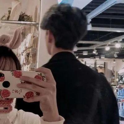 愚人节表白文案:我喜欢你 如果你不是 那就愚人节快乐 如果你也是 那就祝我们第一天快乐。插图8 愚人节表白文案:我喜欢你 如果你不是 那就愚人节快乐 如果你也是 那就祝我们第一天快乐。插图8