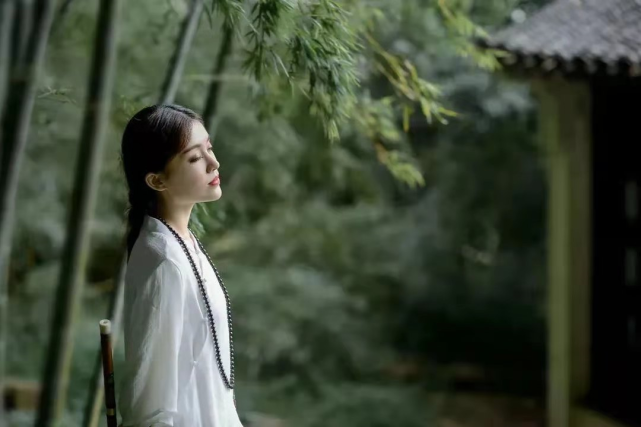 抖音犀利毒辣的人生感悟文案:对好人要善,对坏人要恶!插图1 抖音犀利毒辣的人生感悟文案:对好人要善,对坏人要恶!插图1