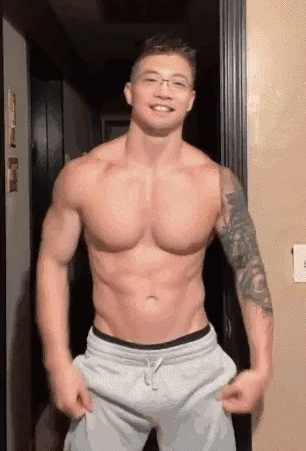 火爆全网的肌肉金轮是什么梗 肌肉金轮怎么制作 聚好话